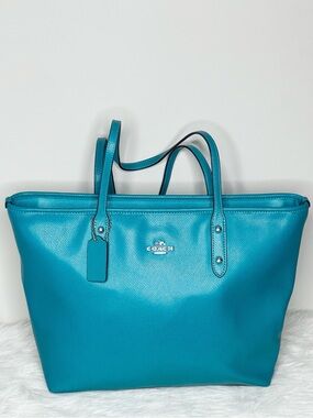 Coach City Zip Tote Crossgrain Leather In Turquoise